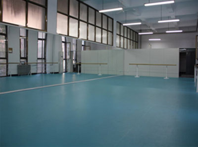 许昌塑胶运动地板厂家谈pvc许昌塑胶运动地板安装方法